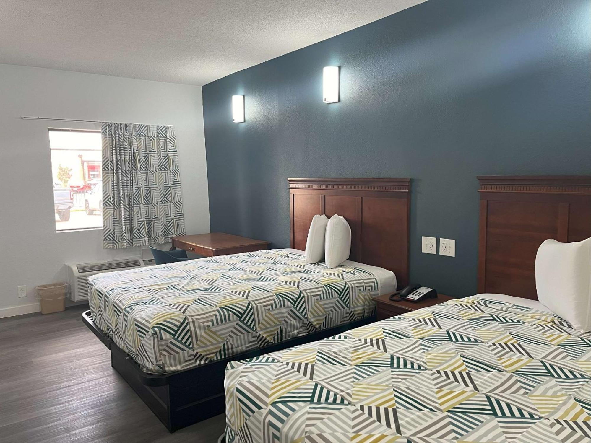 Motel 6 Cleveland, Ms - Delta State University Eksteriør bilde