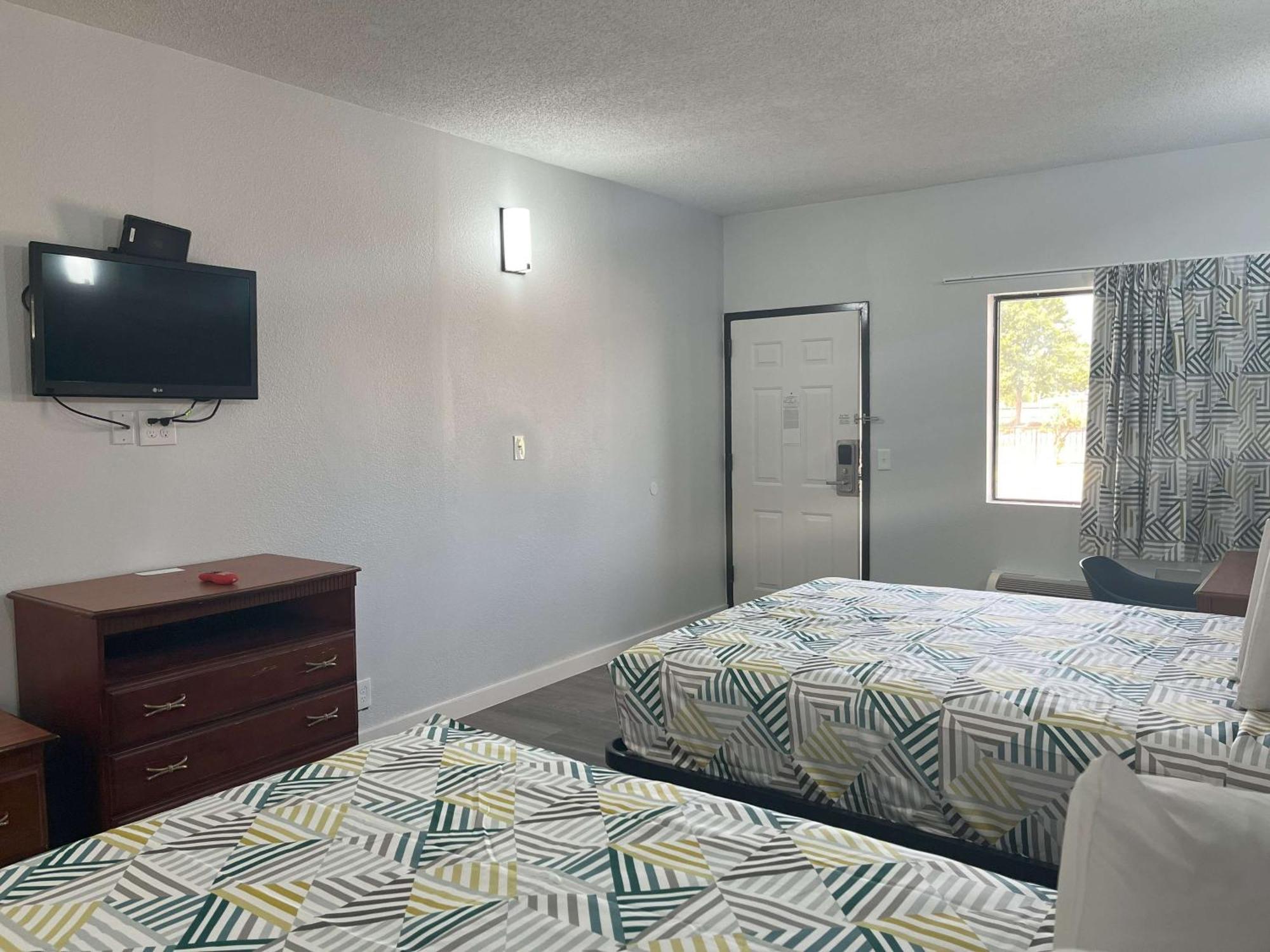 Motel 6 Cleveland, Ms - Delta State University Eksteriør bilde