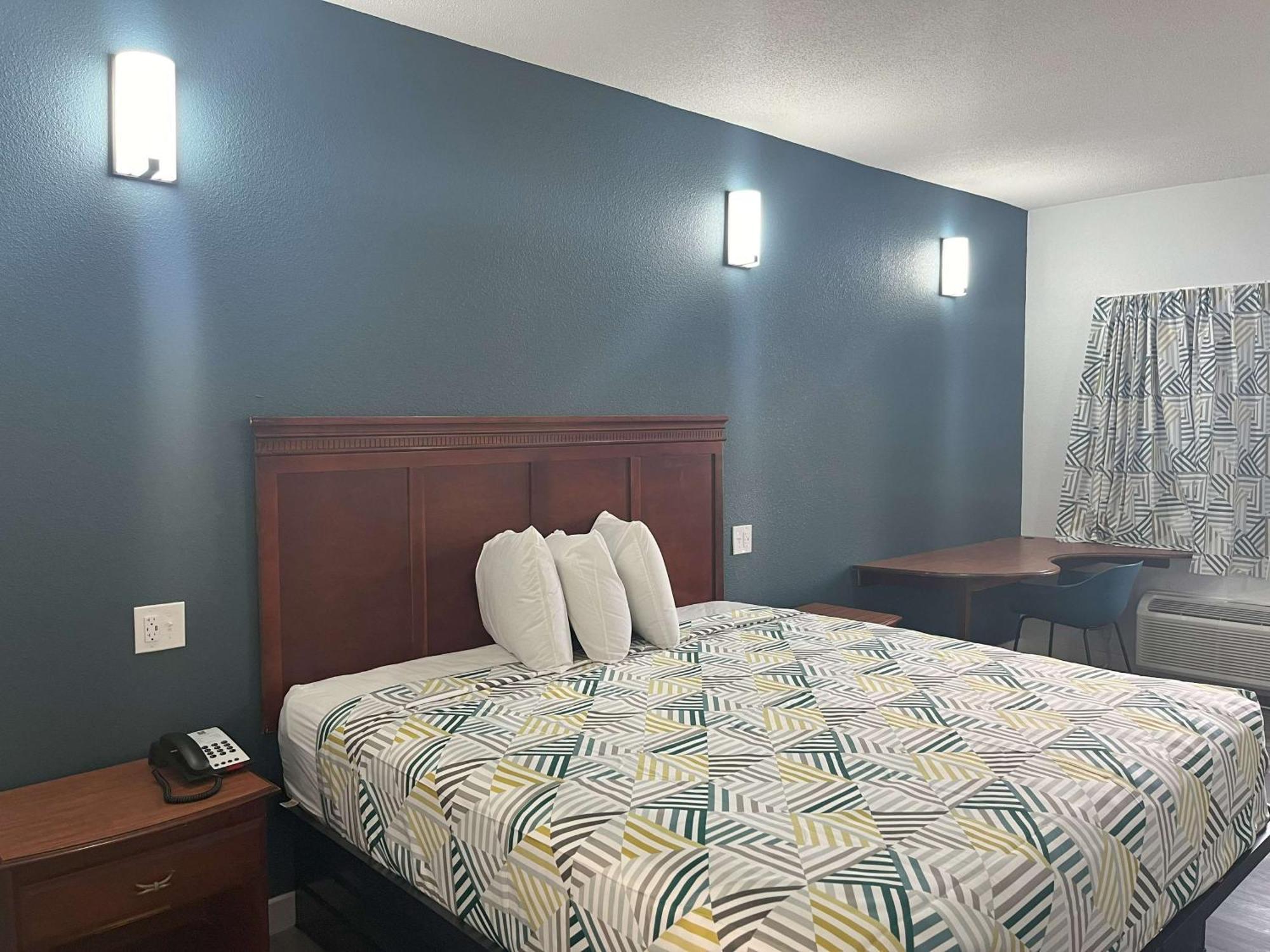 Motel 6 Cleveland, Ms - Delta State University Eksteriør bilde