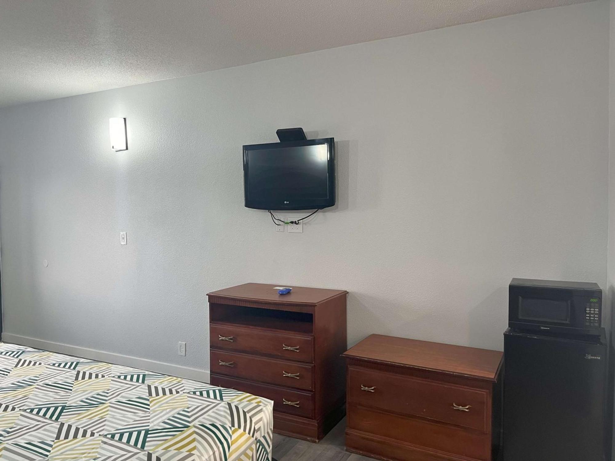 Motel 6 Cleveland, Ms - Delta State University Eksteriør bilde